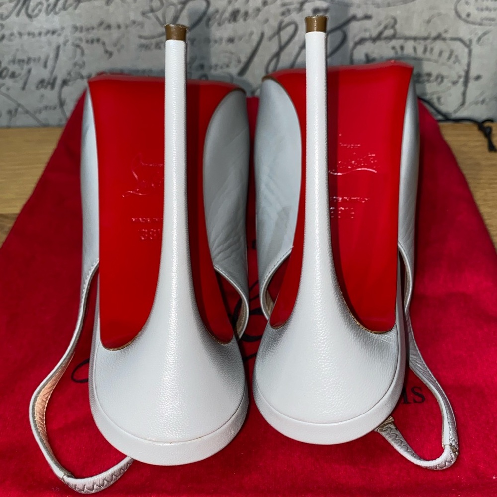 CHRISTIAN LOUBOUTIN - Picture 8 of 12
